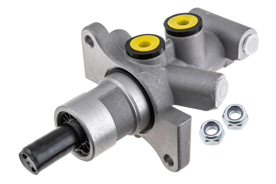 Hoofdremcilinder OEM LR014569