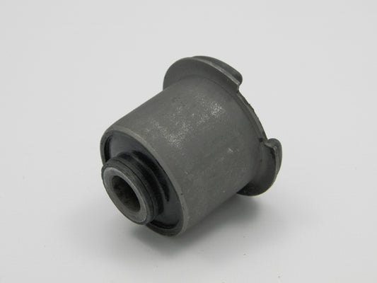 Arm Bushing Rubber-Metal OEM RBX500443