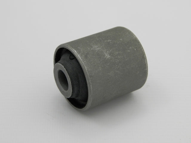 Querlenkergummi OEM MB808556