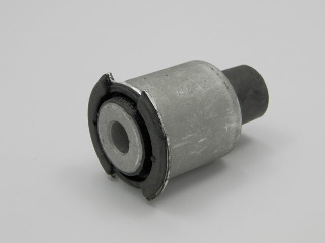 Arm Bushing Rubber-Metal OEM RGX000080